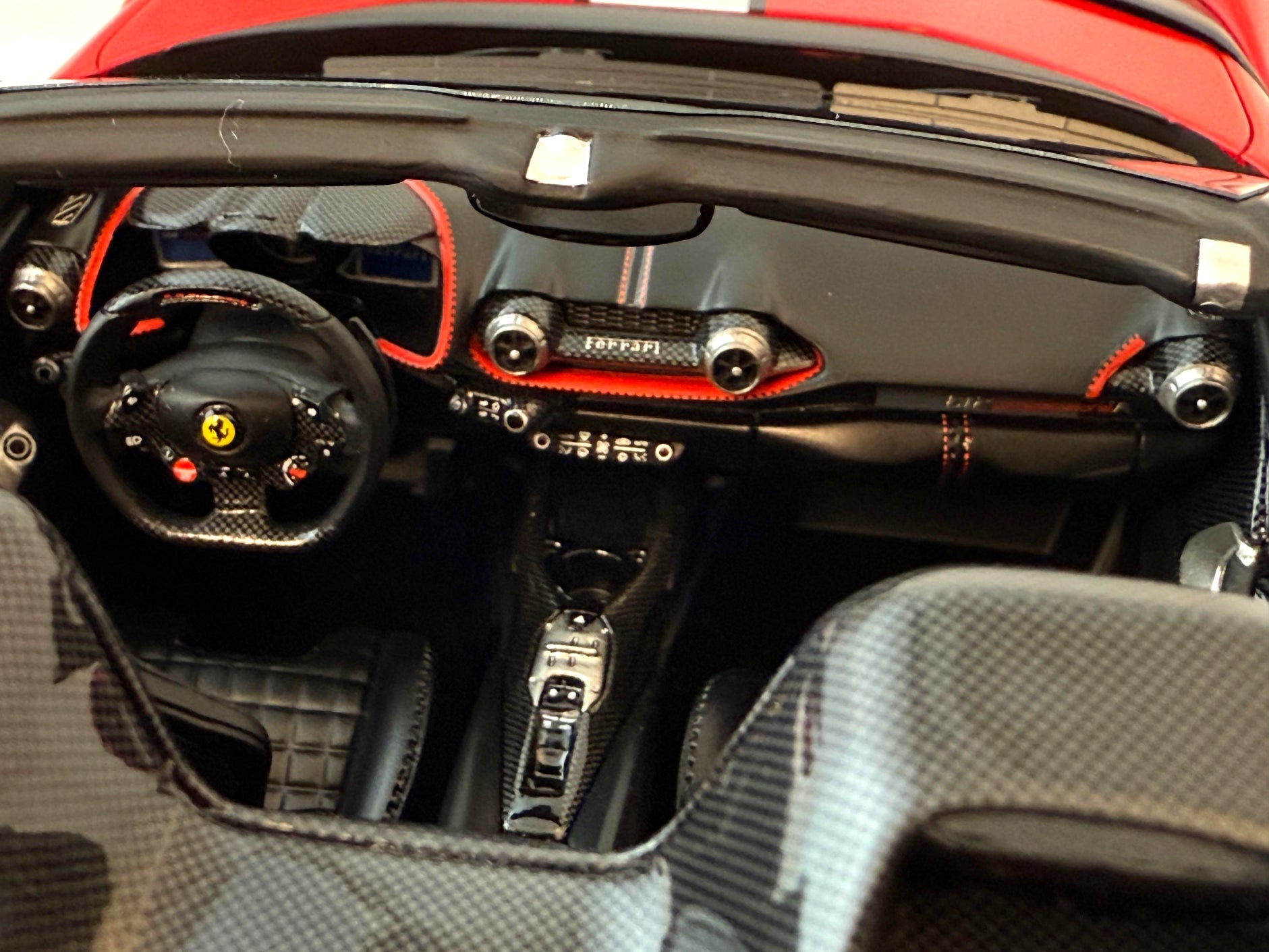 BBR Models 1:18 Ferrari 812 Competizione Aperta Spider Rosso Corsa
